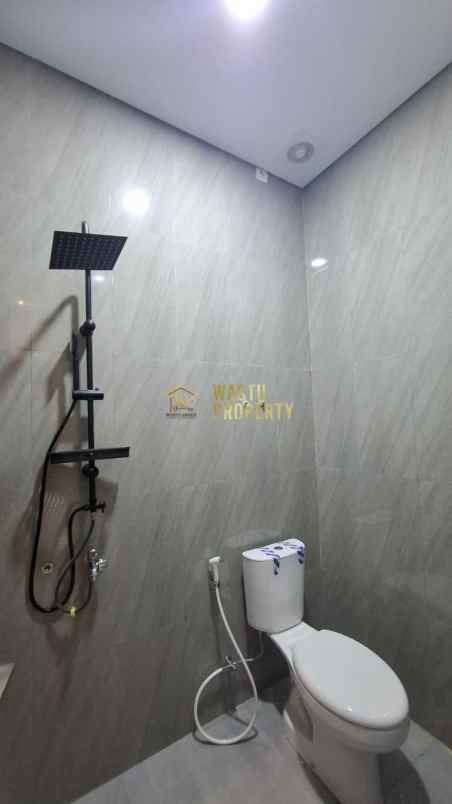 dijual rumah sardonoharjo