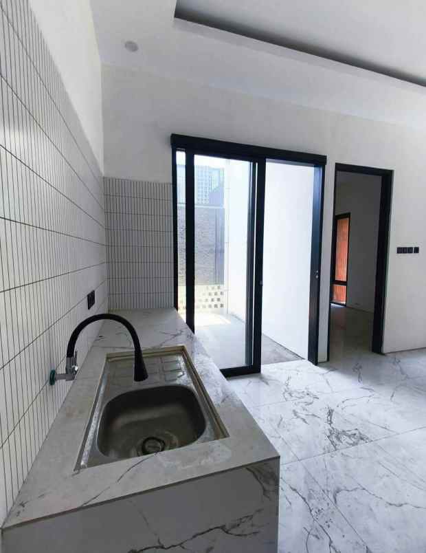 dijual rumah sewon