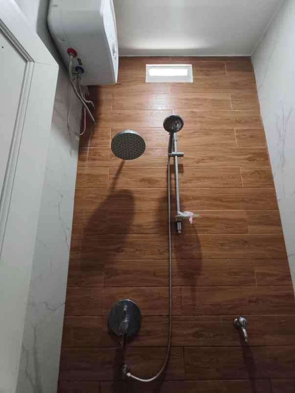 dijual rumah siap huni ciracas jakarta timur