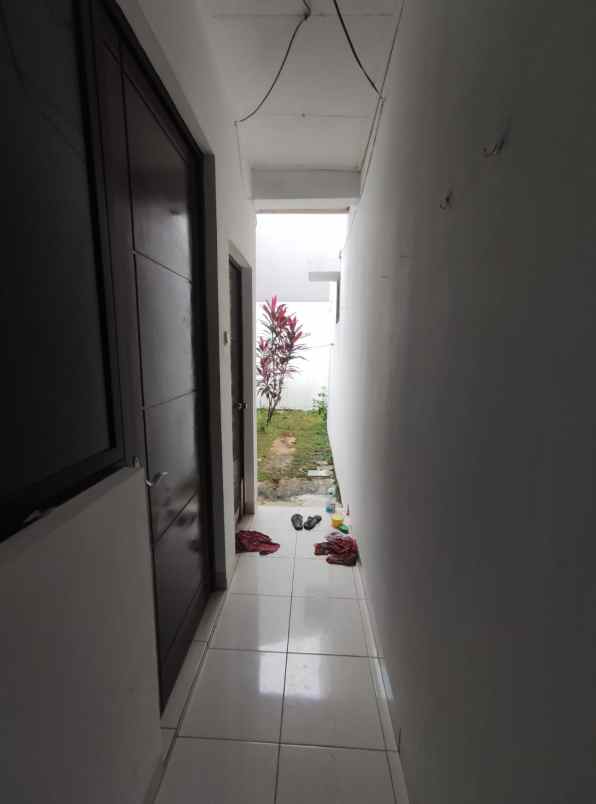 dijual rumah siap huni di legenda wisata cibubur