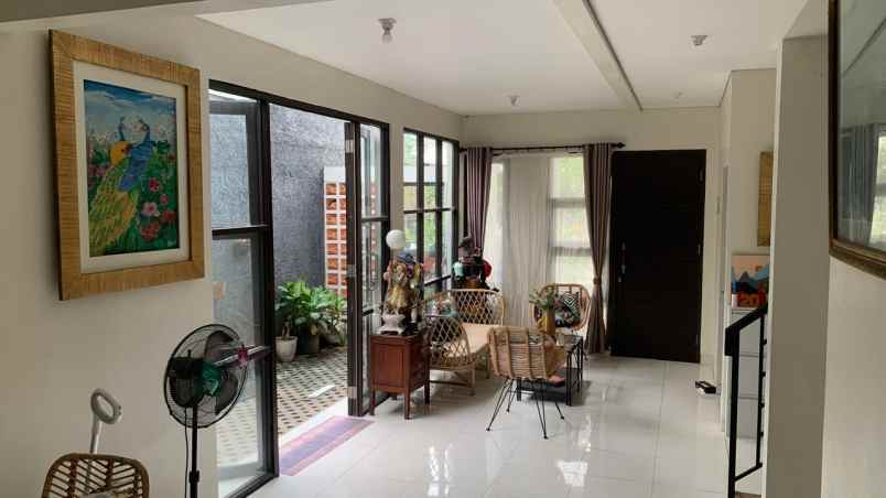 dijual rumah siap huni perumahan cibubur residence