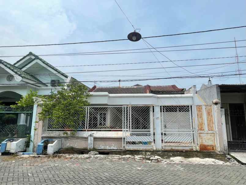 dijual rumah simpang darmo permai selatan hitung tanah