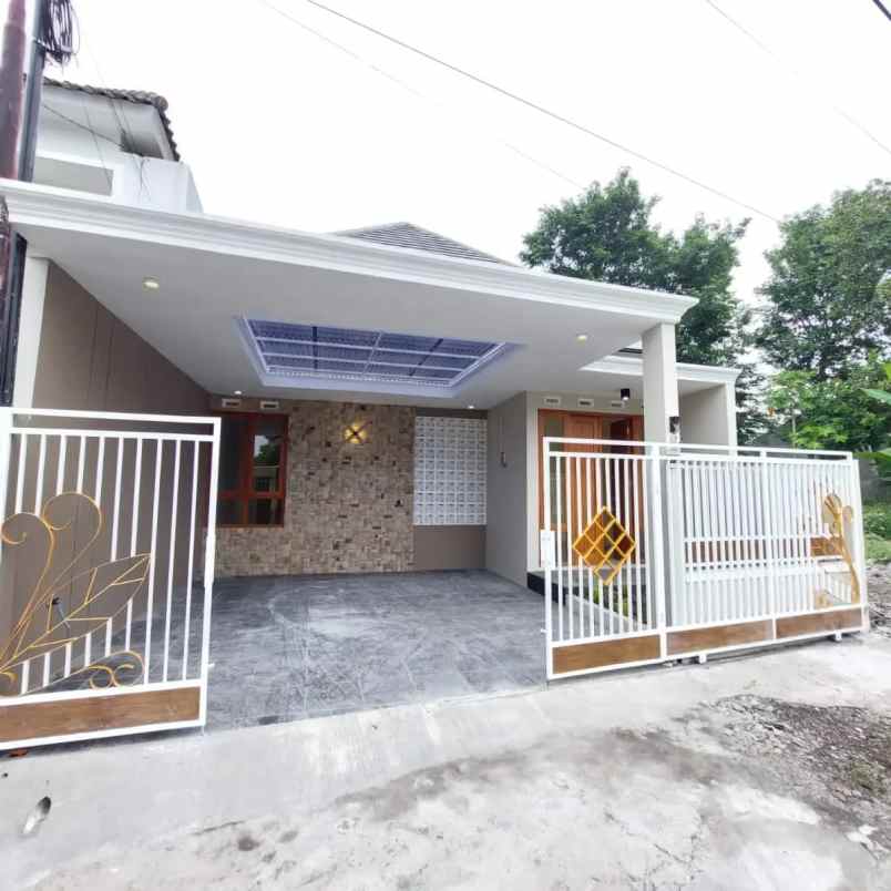 Baru Rumah Di Jl Kaliurang Km 13 Lingkungan Perumahan Sleman Jogj