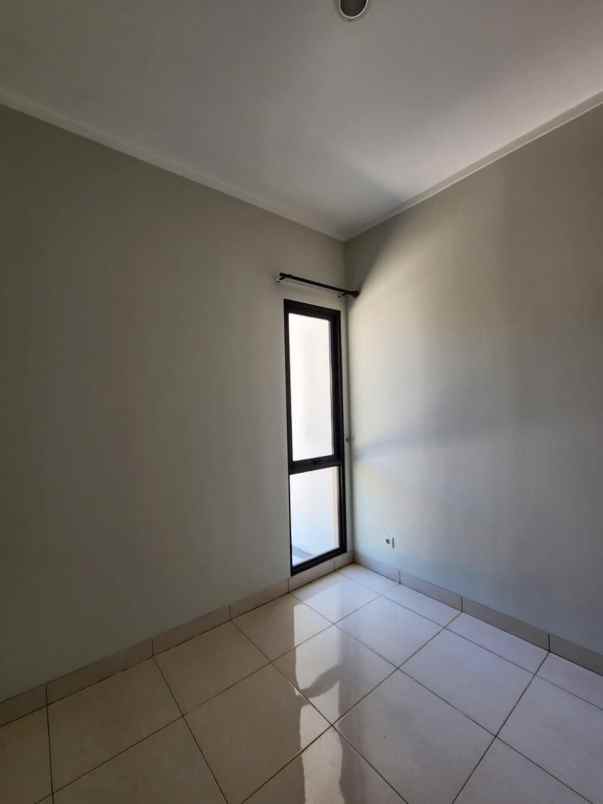 dijual rumah summarecon bekasi barat