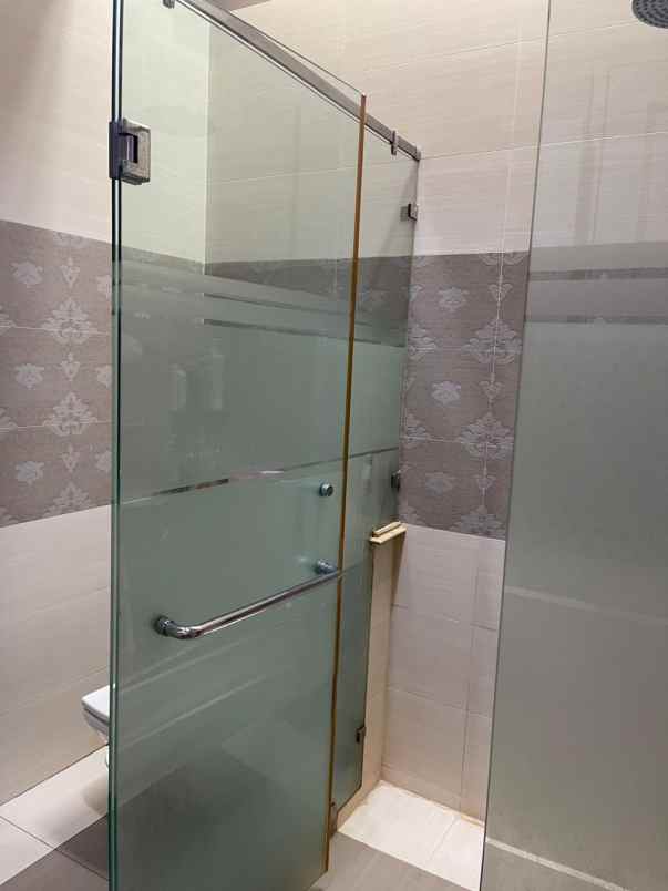 dijual rumah sunter mas