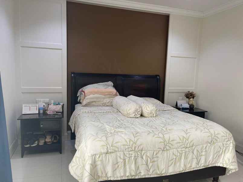 dijual rumah sunter mas