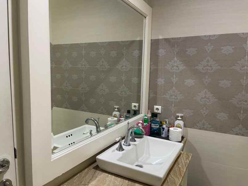 dijual rumah sunter mas