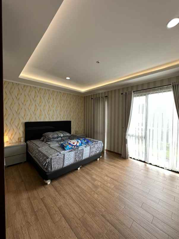 dijual rumah suvarna sutera cluster eldora