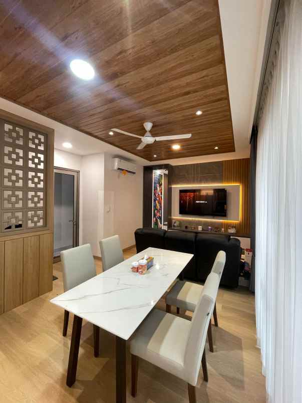 dijual rumah tahap 1 pik2 full furnished