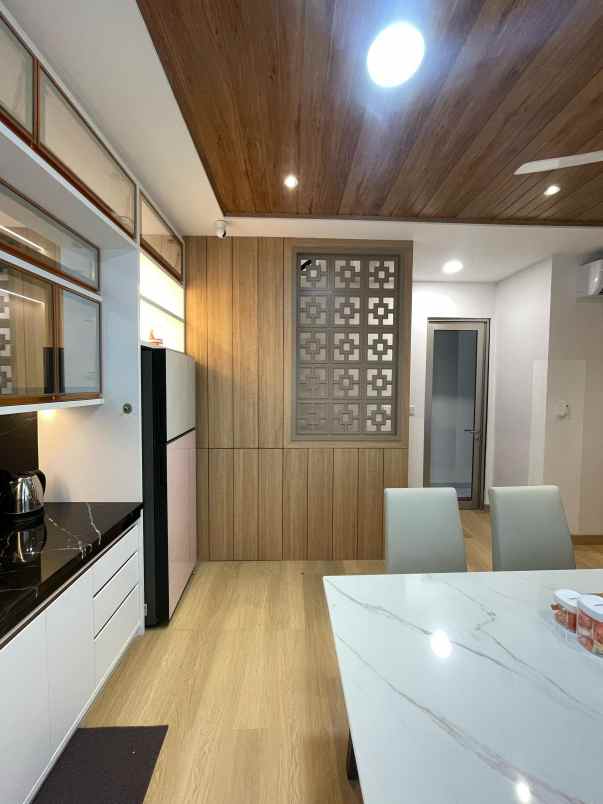 dijual rumah tahap 1 pik2 full furnished