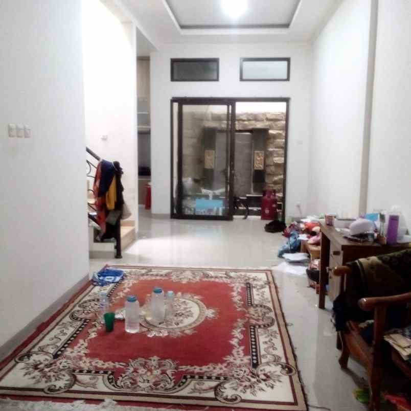 dijual rumah taman malaka pondok kelapa