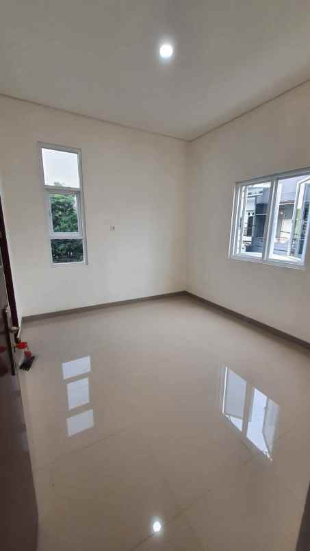 dijual rumah tebet