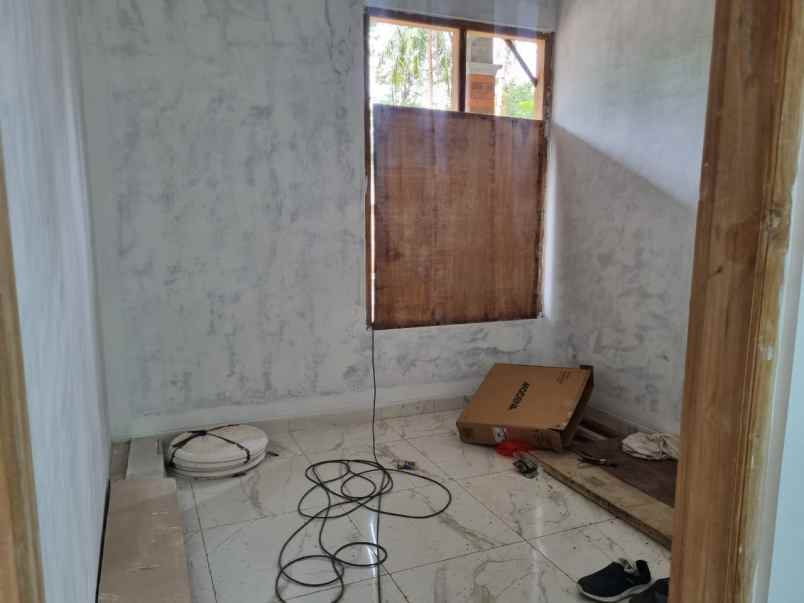 dijual rumah tegalarum