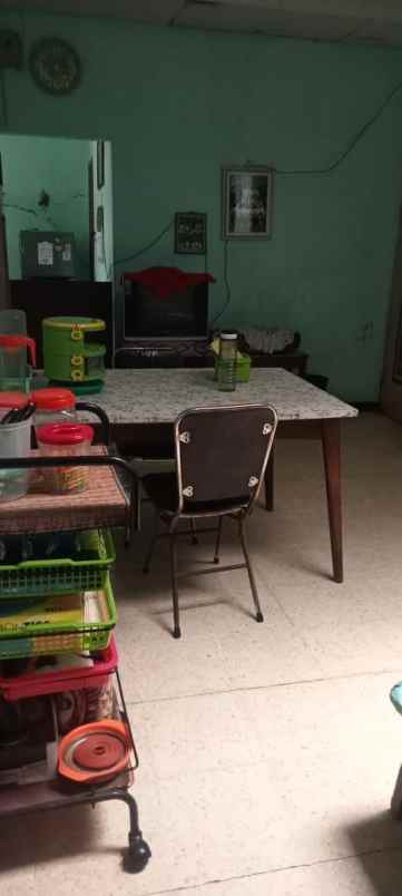 dijual rumah tenggilis