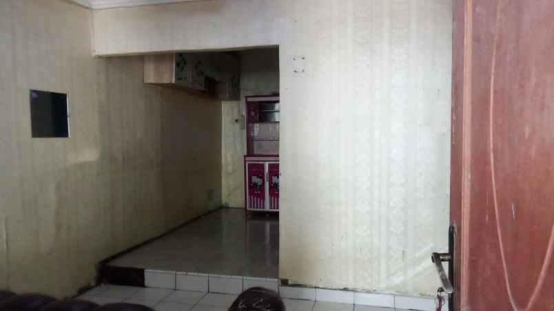 dijual rumah tinggal di wisma mas 2