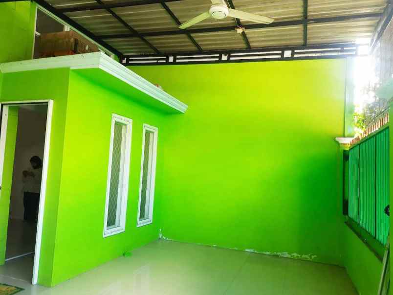 dijual rumah tropodo merpati royal buntaran