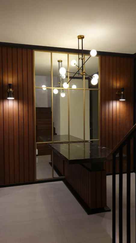 dijual rumah turangga