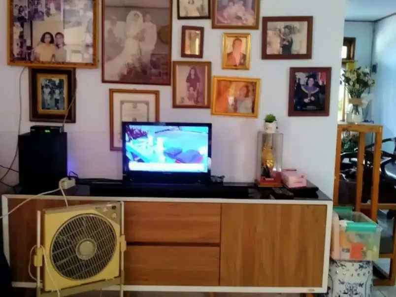 dijual rumah tytyan