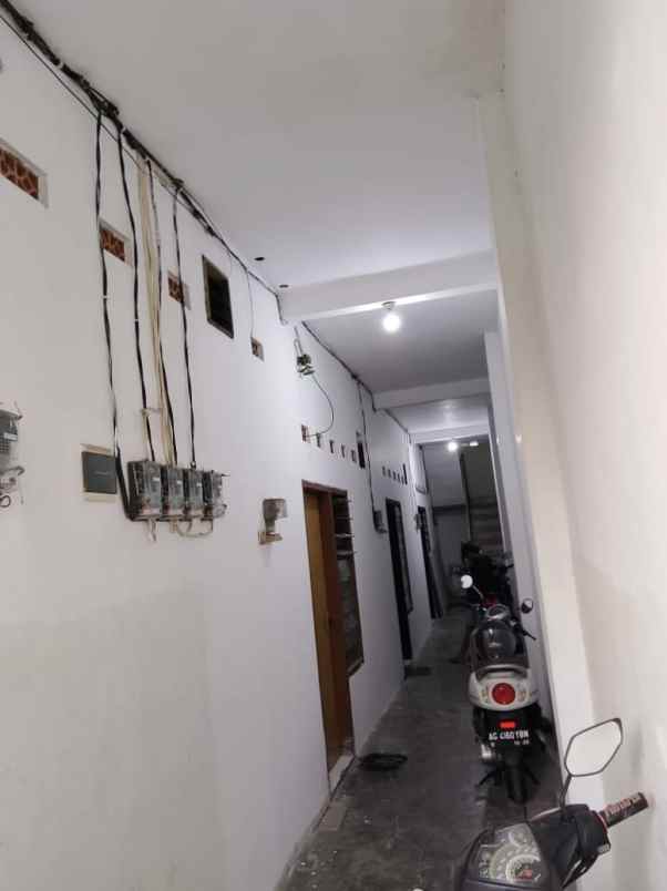 dijual rumah upn surabaya