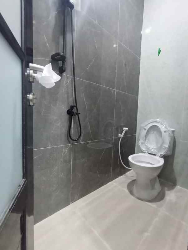 dijual rumah utan kayu