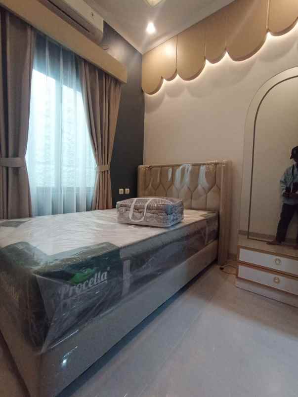 dijual rumah utan kayu