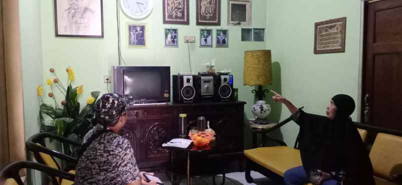 dijual rumah utang kayu