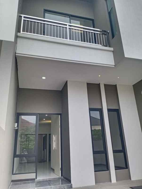 dijual rumah villa kalijudan indah