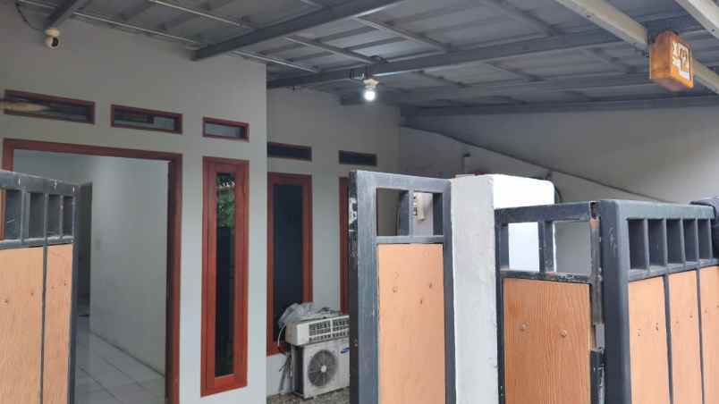 dijual rumah villa mutiara gading 2