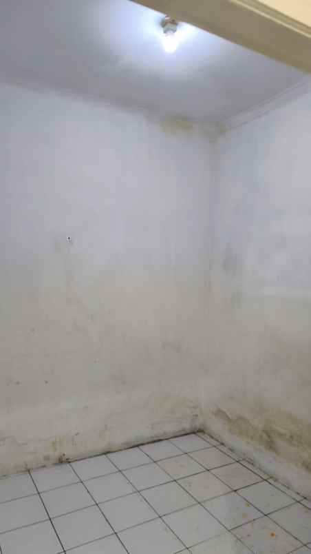 dijual rumah villa mutiara gading 2