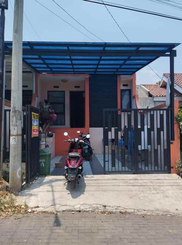 dijual rumah villa pasirwangi