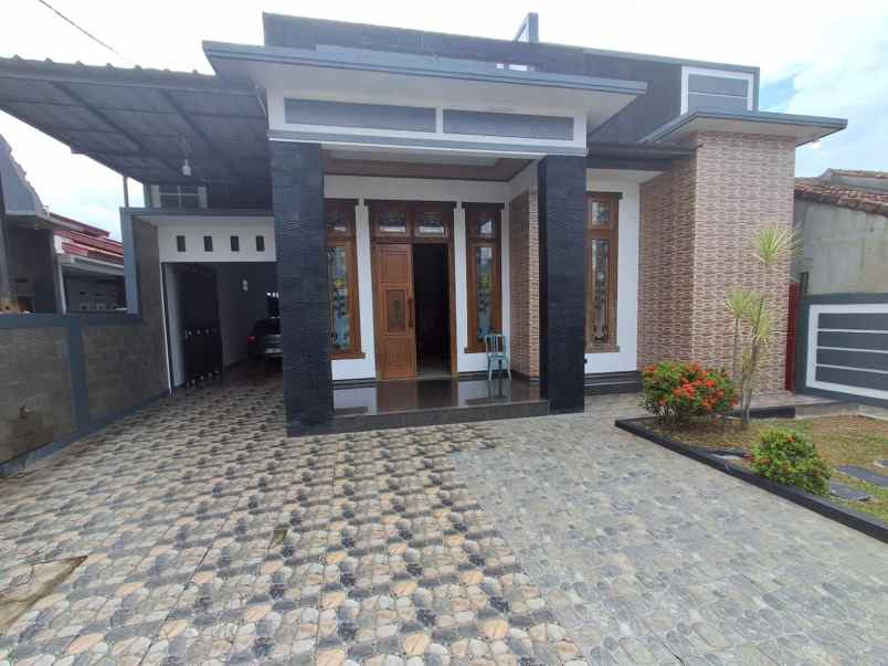 dijual rumah way kandis