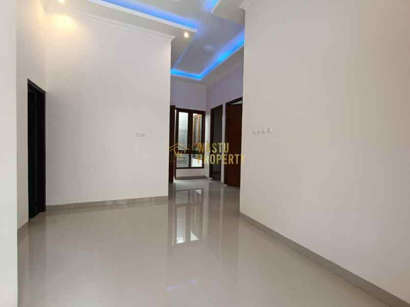 dijual rumah widodomartani ngemplak