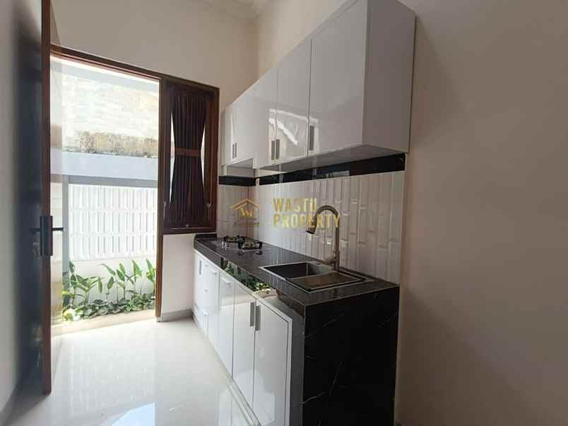 dijual rumah widodomartani ngemplak