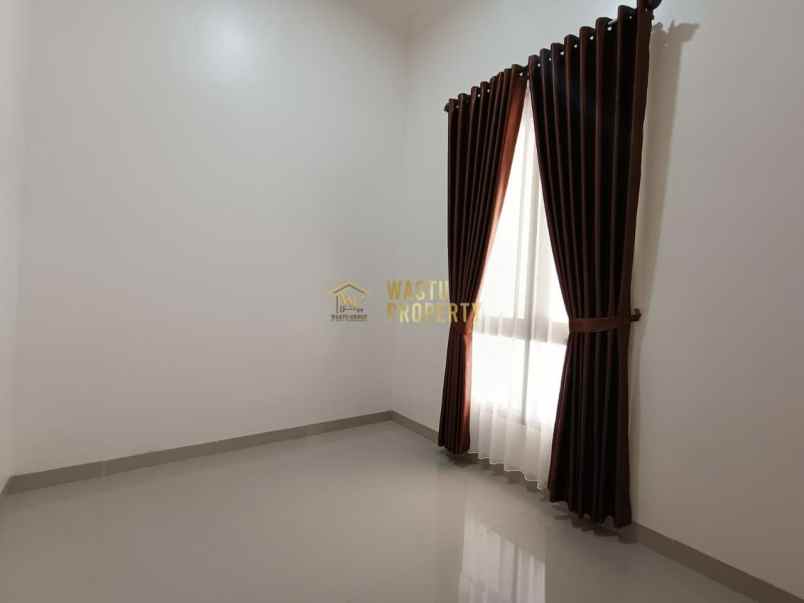 dijual rumah widodomartani ngemplak