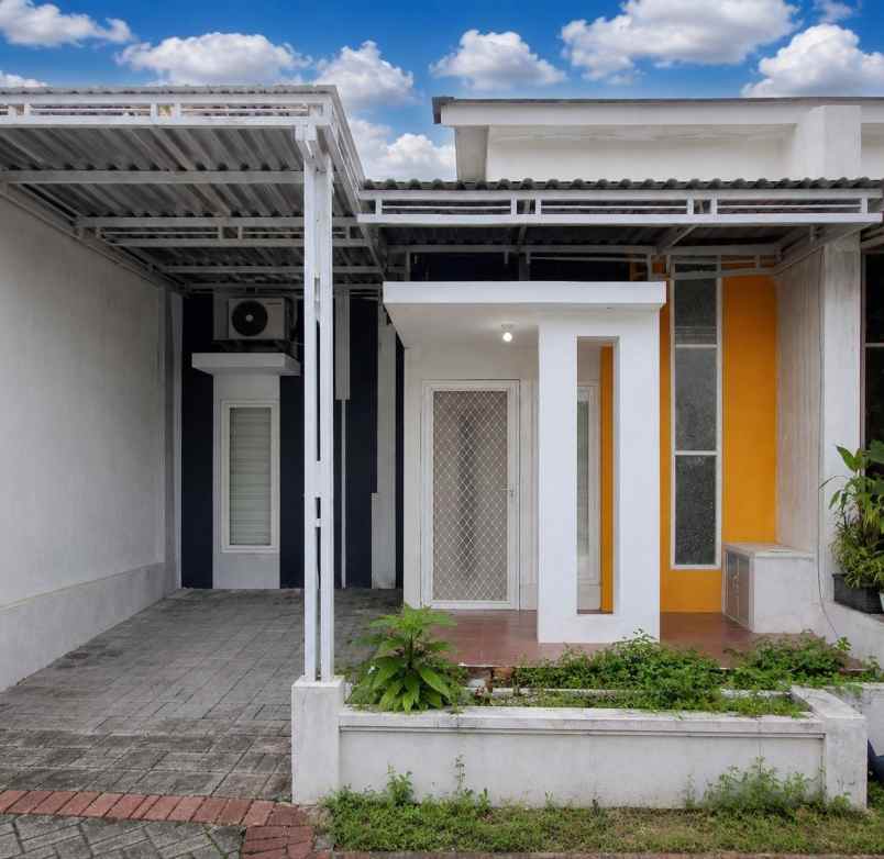 dijual rumah wisata semanggi