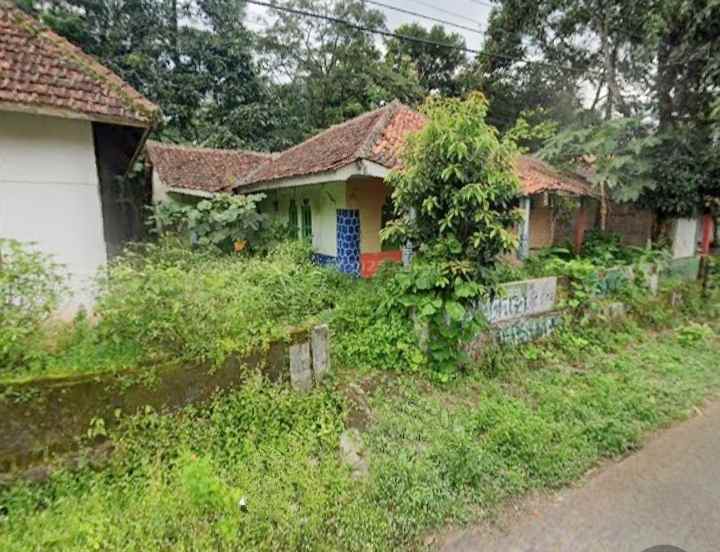 dijual tanah ada bangun rumah tdk kepakai pinggir jl