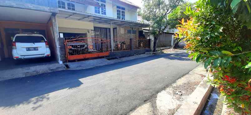 dijual tanah arcamanik endah