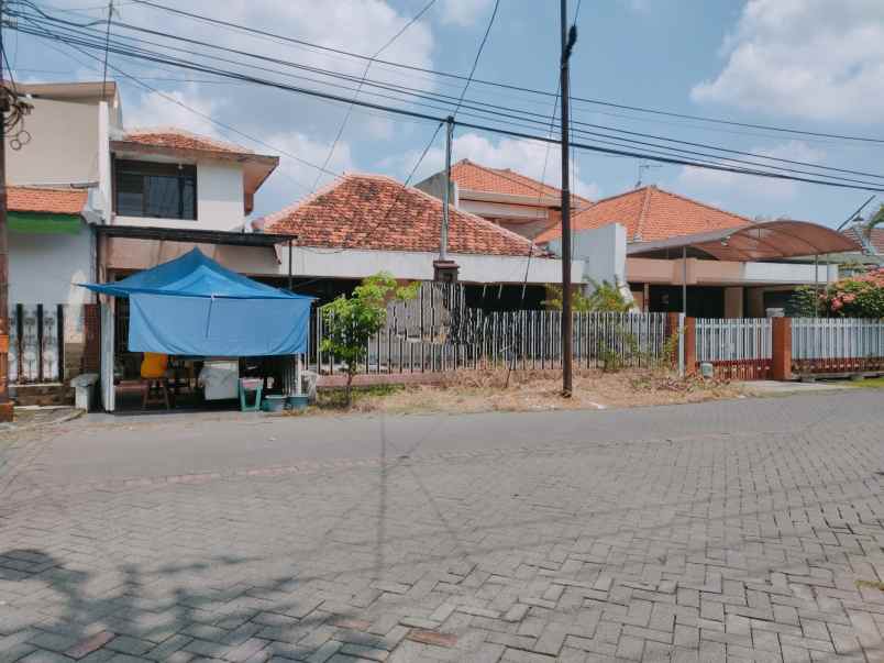 dijual tanah manyar