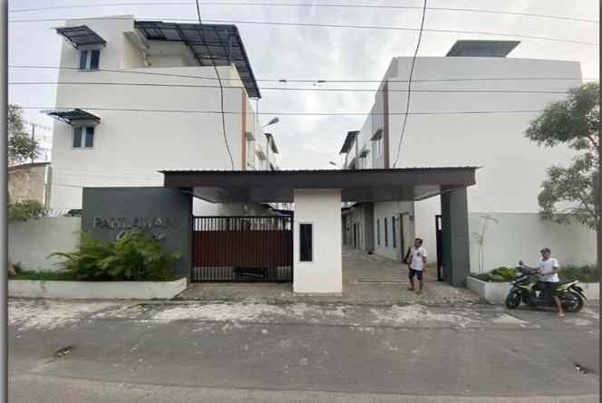 dijual villa jalan anom pahlawan