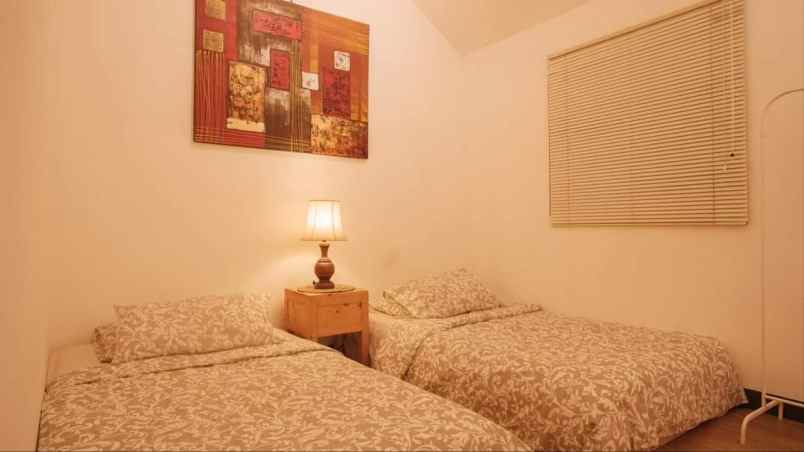 dijual villa jl bojong lembang kbb