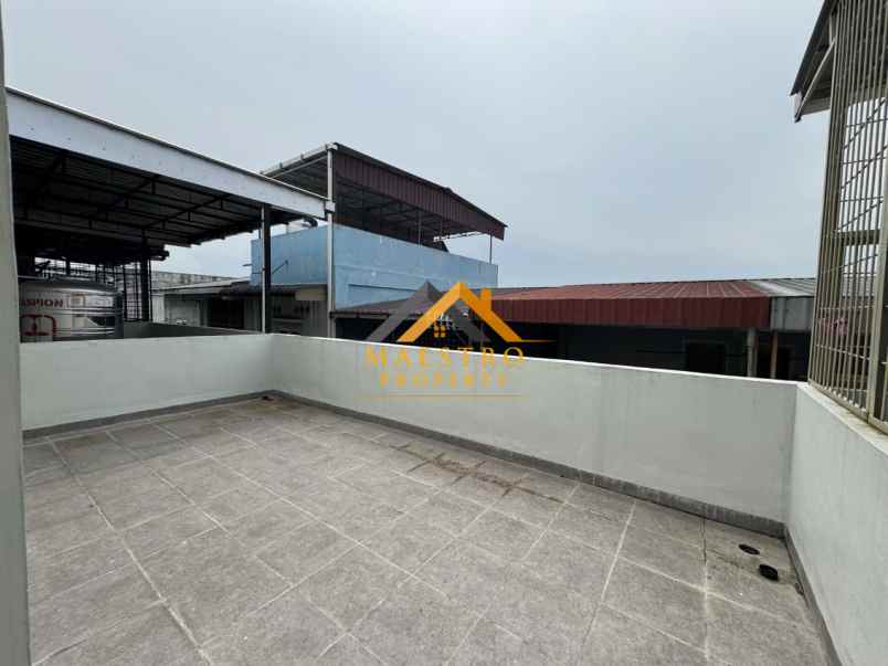 dijual villa komplek katamso palace