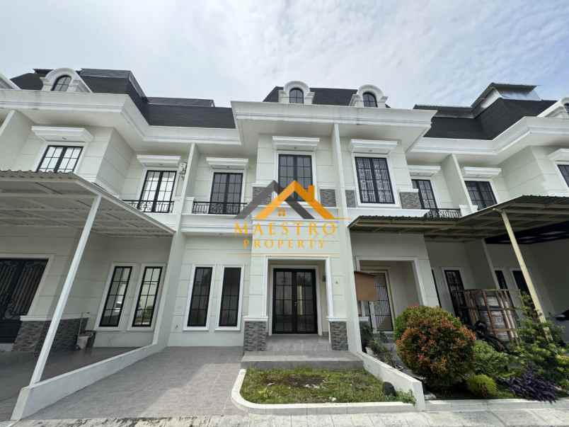 dijual villa komplek katamso palace