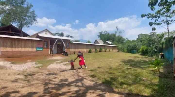 dijual villa margahurip