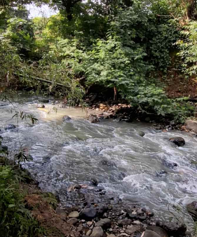 dijual villa margahurip