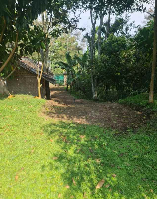 dijual villa margahurip