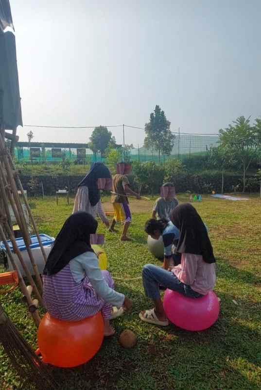 dijual villa margahurip