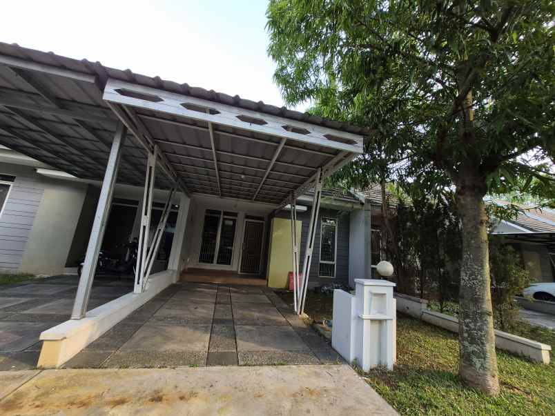 disewa rumah semi furnish di suvarna sutera tangerang