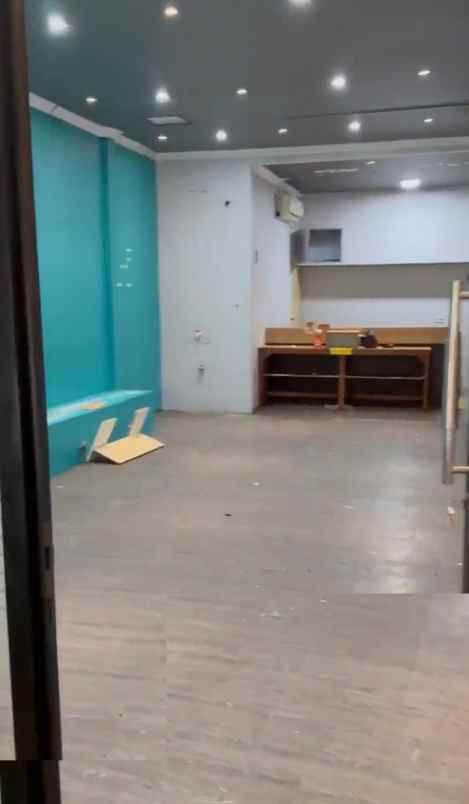 disewakan ruko gudang kantor jalan raya meruya selatan