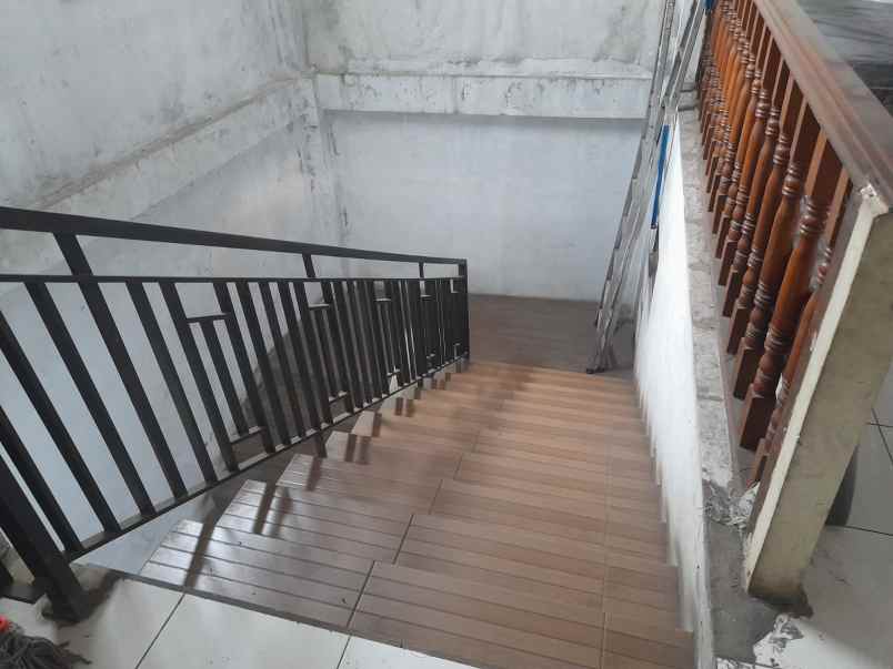 disewakan ruko gudang kantor karang satria tambun utara