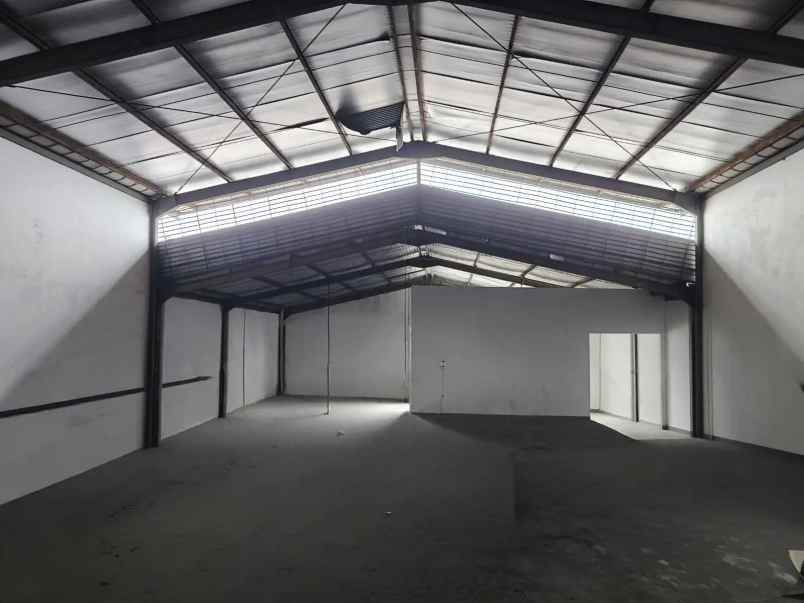 disewakan ruko gudang kantor kawasan pergudangan